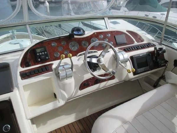 1997 Maxum 4600 SCB