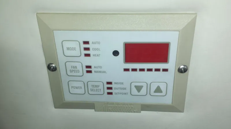 1997 Maxum 4600 SCB