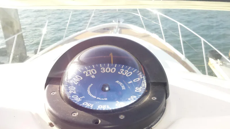 1997 Maxum 4600 SCB