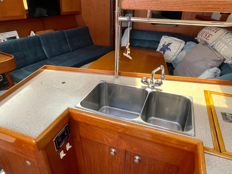 1996 Hunter 376