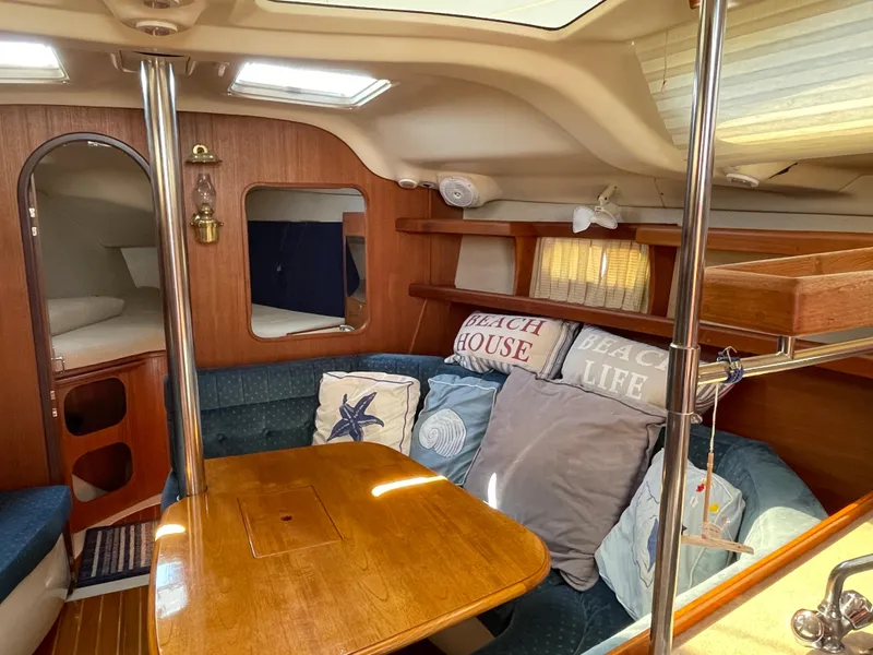 1996 Hunter 376