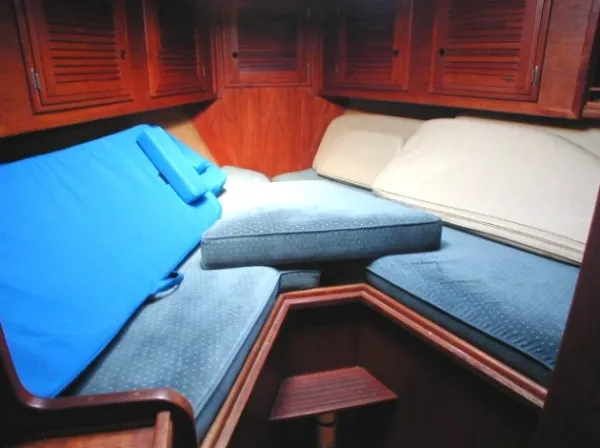1976 Islander Freeport