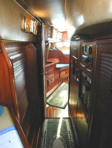 1976 Islander Freeport