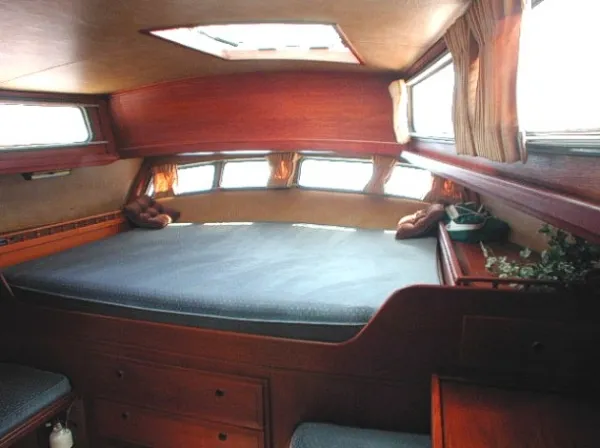 1976 Islander Freeport