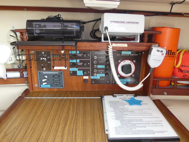 1982 Catalina 30