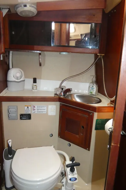 1982 Catalina 30
