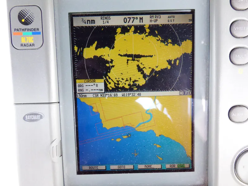 Color Radar-Plotter-GPS-Sonar