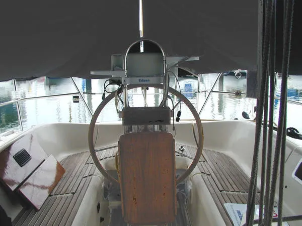 1985 Jeanneau Sun Shine 38