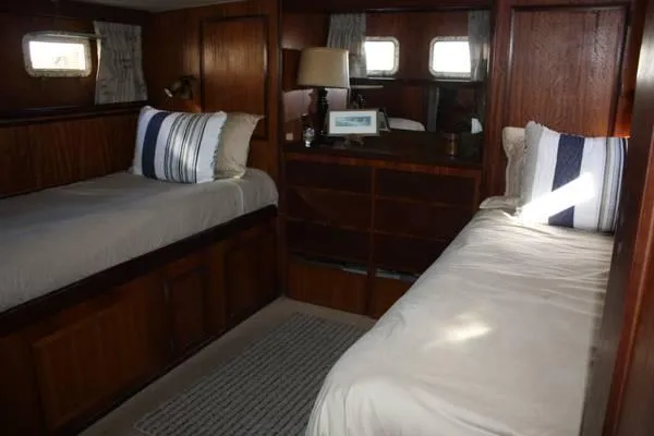1972 Hatteras Motor Yacht