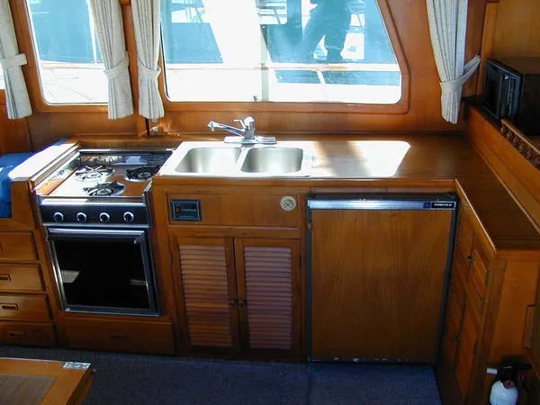 1981 Heritage Trawler