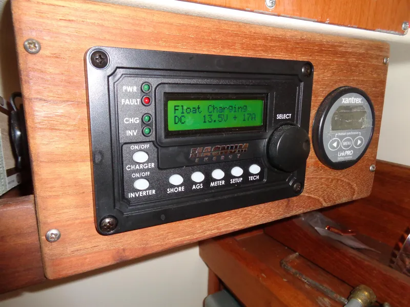 Charger/Inverter Remote