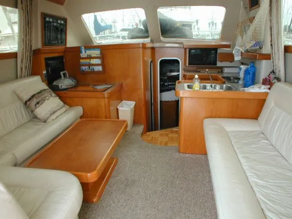 1992 Luhrs 350 Convertible