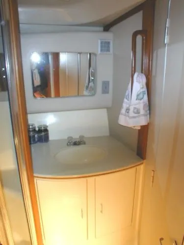 1992 Luhrs 350 Convertible