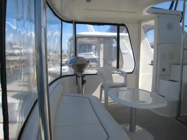 1998 Sea Ray 420 Aft Cabin