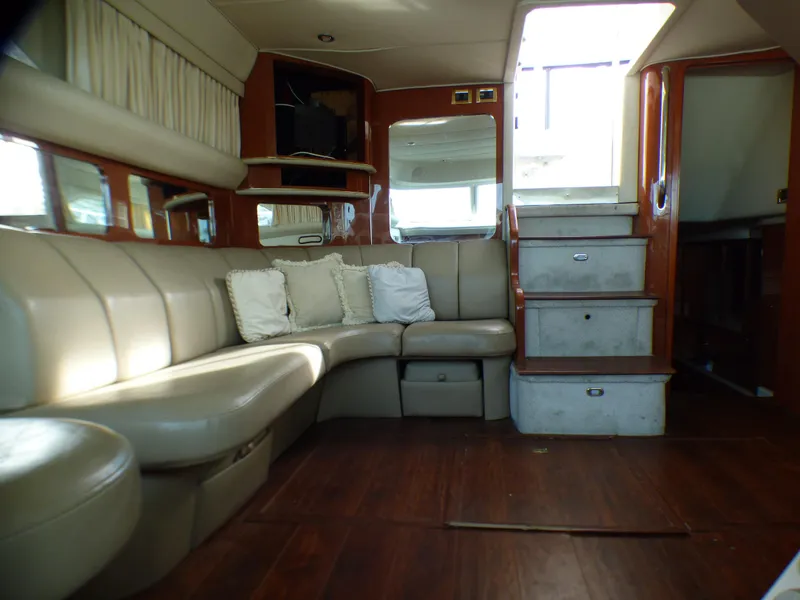1998 Sea Ray 420 Aft Cabin