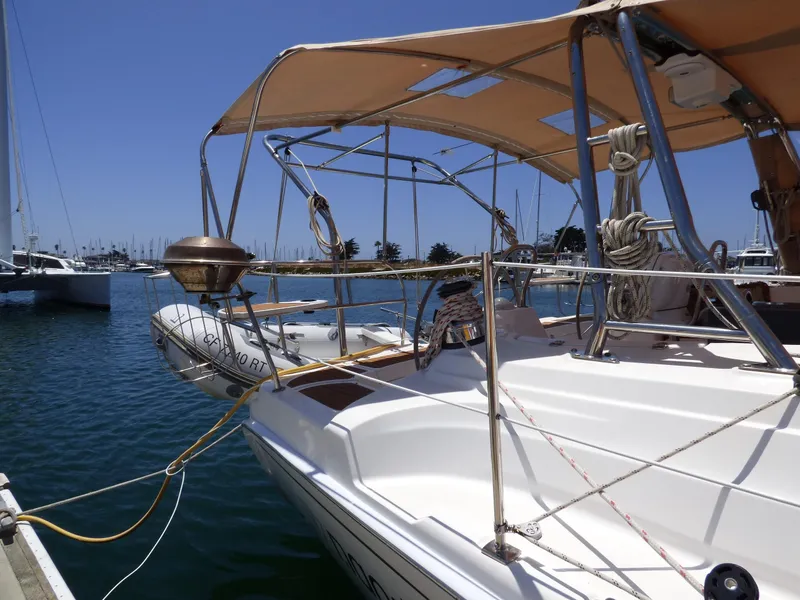 2009 Hunter 49