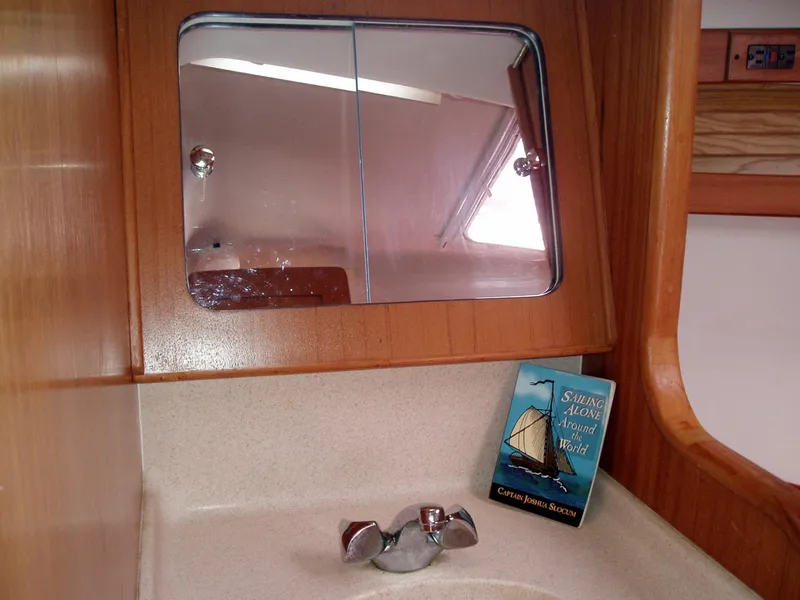 Forward Vanity and sink