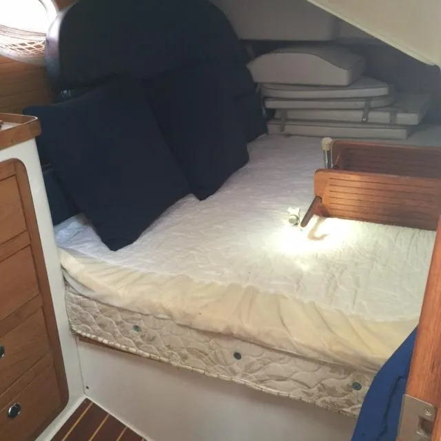 2000 Catalina 2 Cabin Centerline MK II