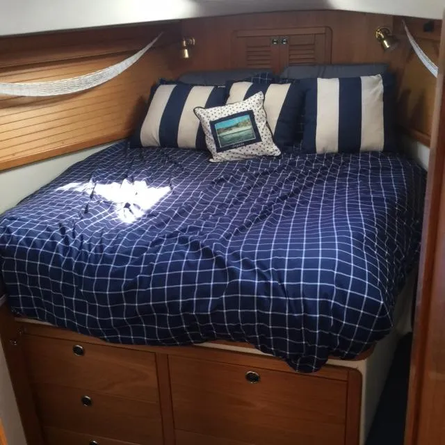 2000 Catalina 2 Cabin Centerline MK II