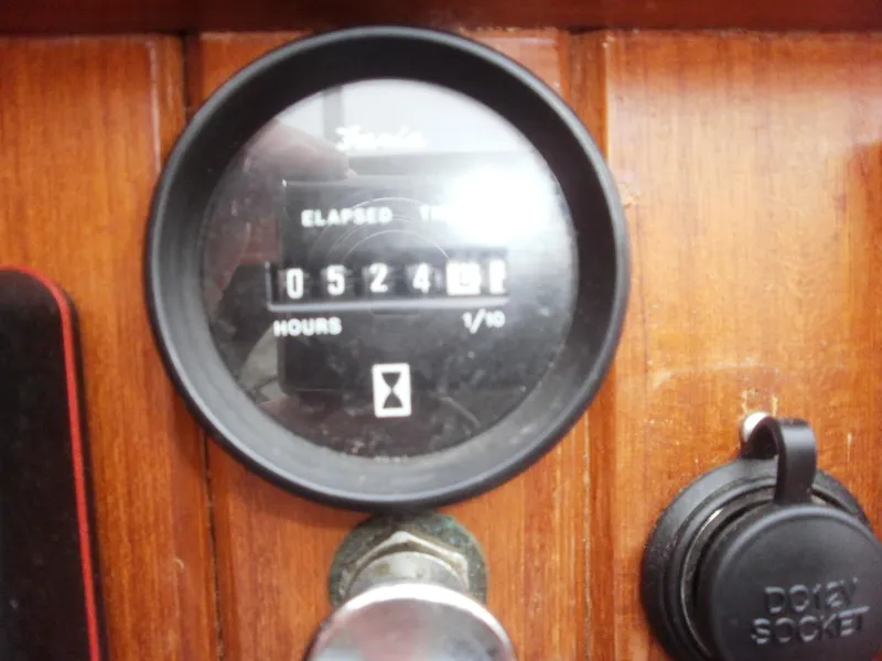 Hour meter 8/31/2011