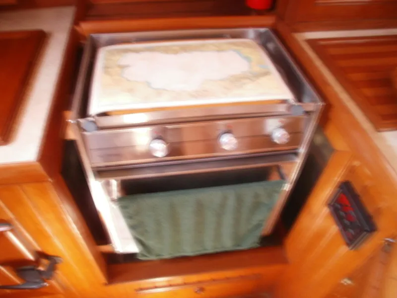 stove and oven with cutting block t op
