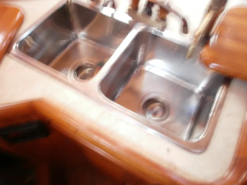 Galley sinks