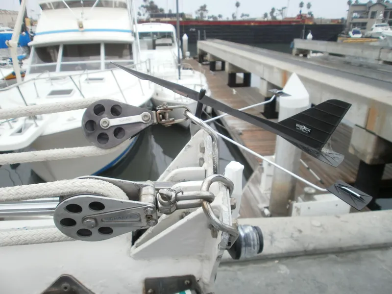 mast prior to stepping