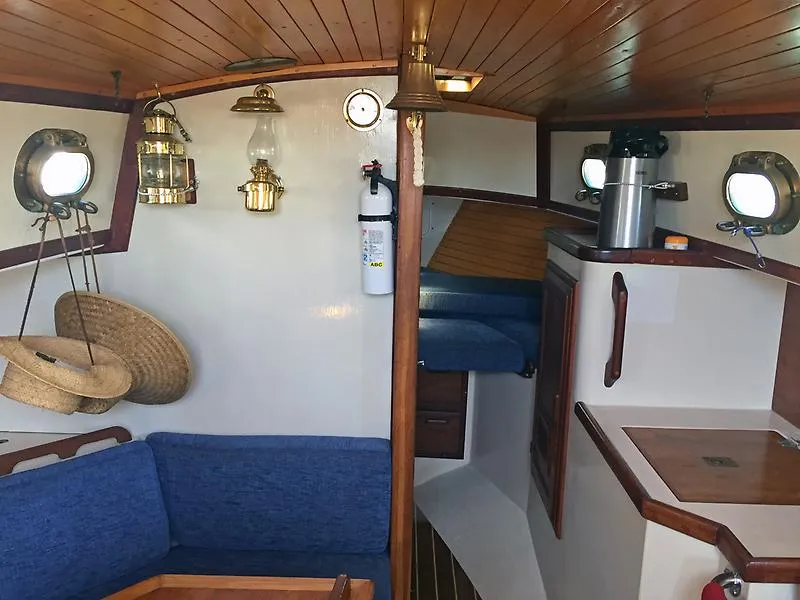 1980 Pacific Seacraft Orion 27
