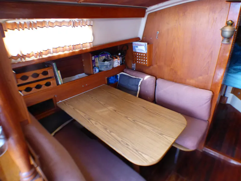 1979 Newport 30 Mark II