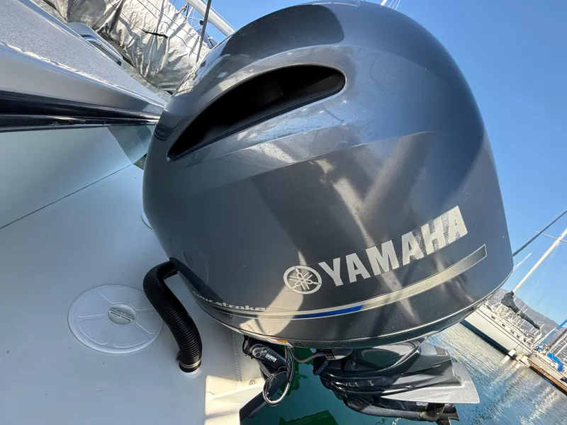 2017 Parker 2530 Extended Cabin