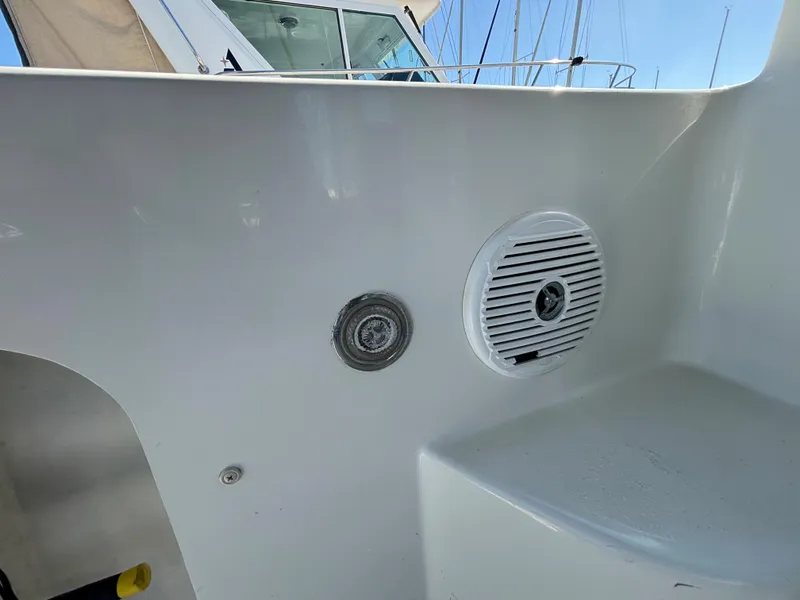 2017 Parker 2530 Extended Cabin