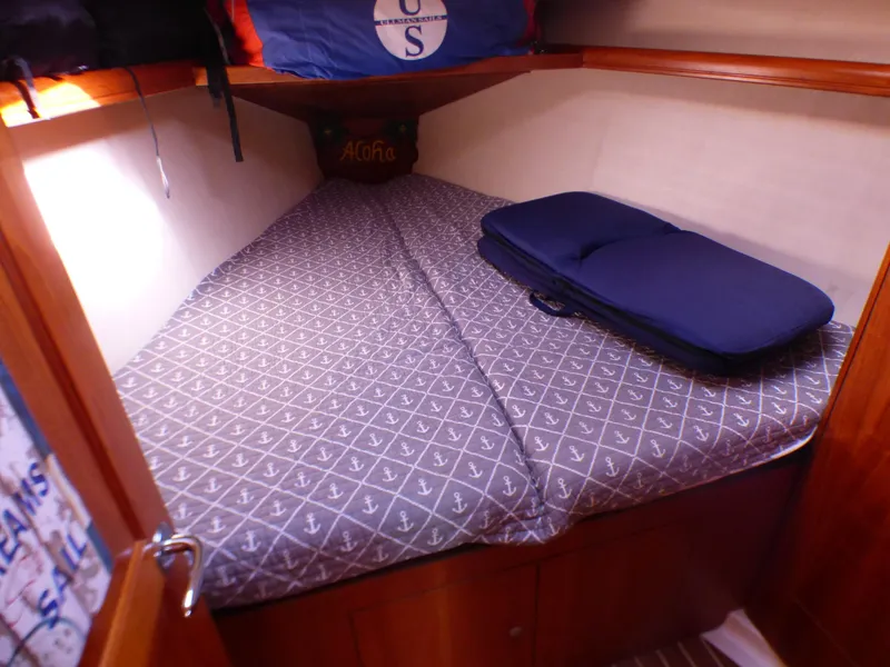 V-berth