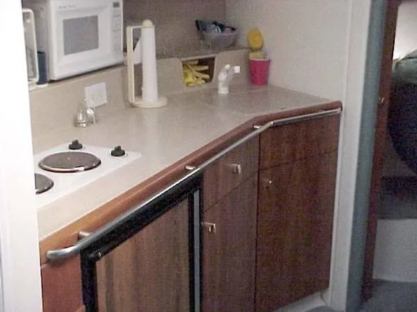 1995 Silverton 361 Express