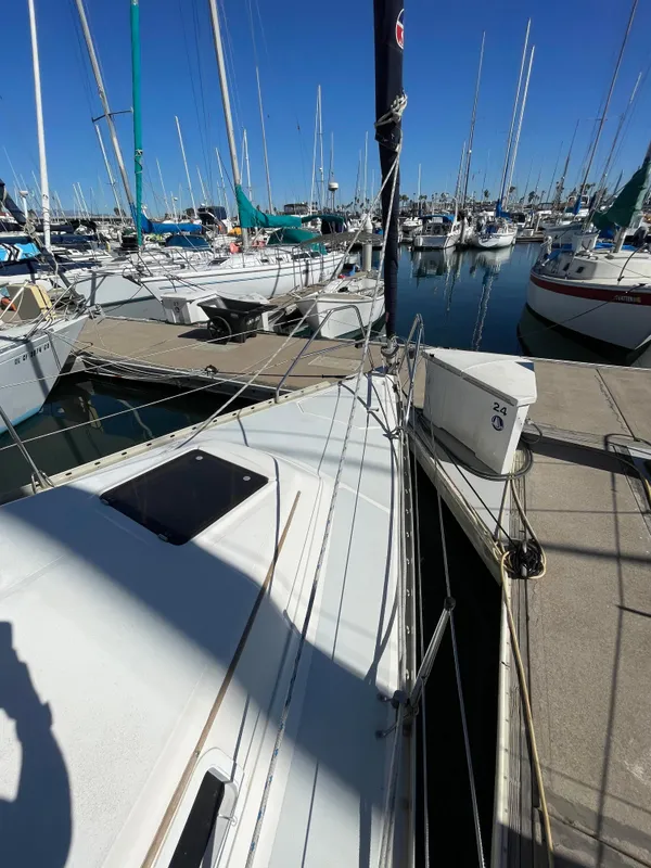 1991 Hunter 28 Sloop