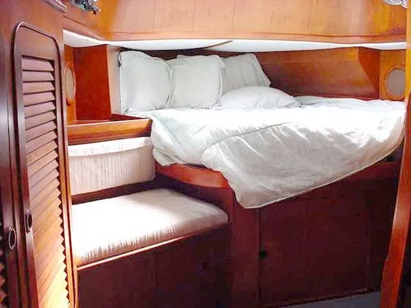 Aft Cabin Berth
