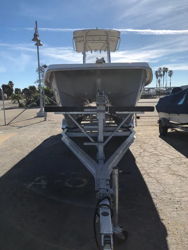 2018 Twin Vee 225 Ocean Cat