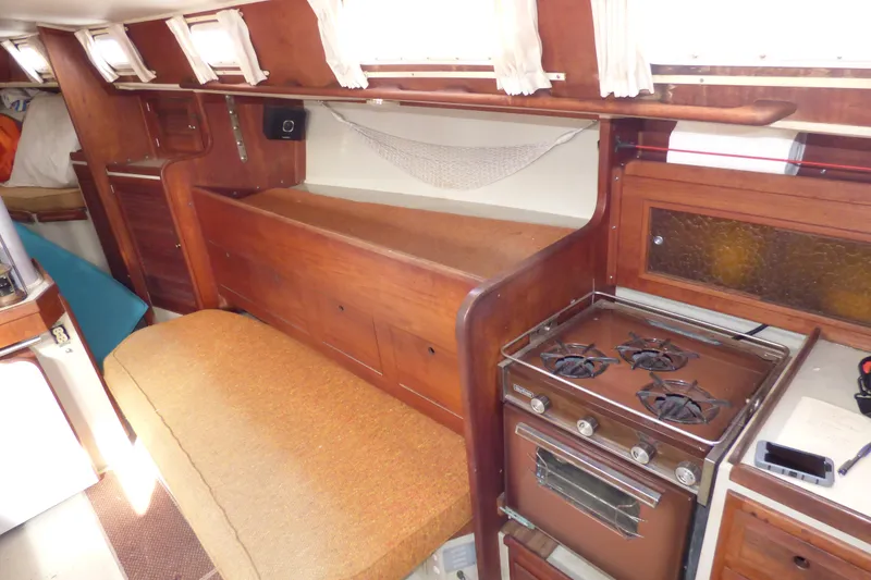 slide out berth