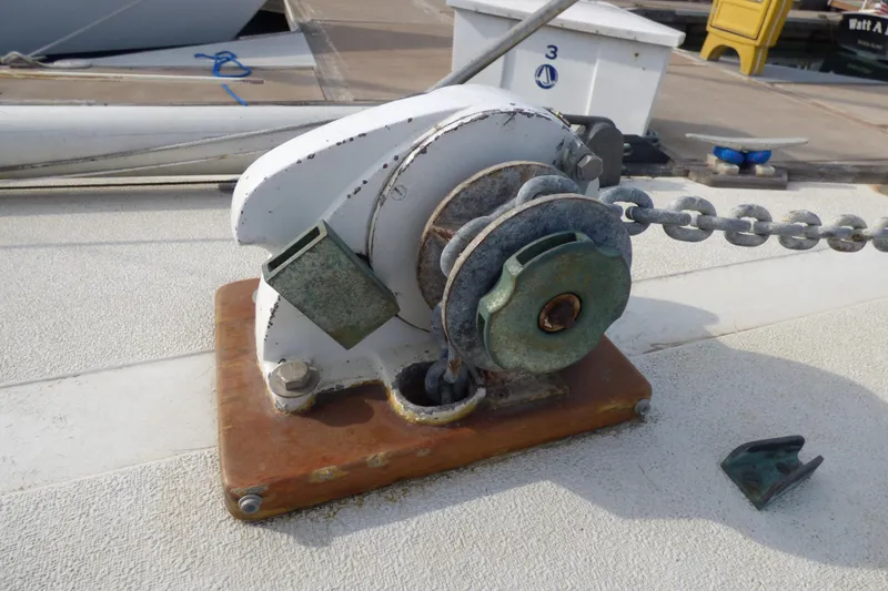 1973 Islander 36 Sloop