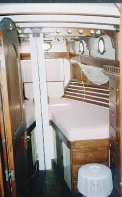 fwd berth