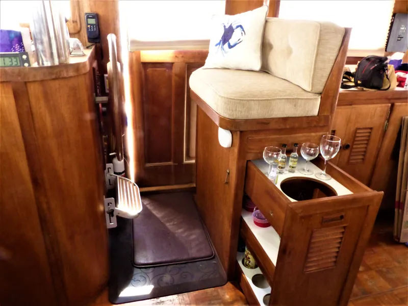 1977 Marine Trader Europa