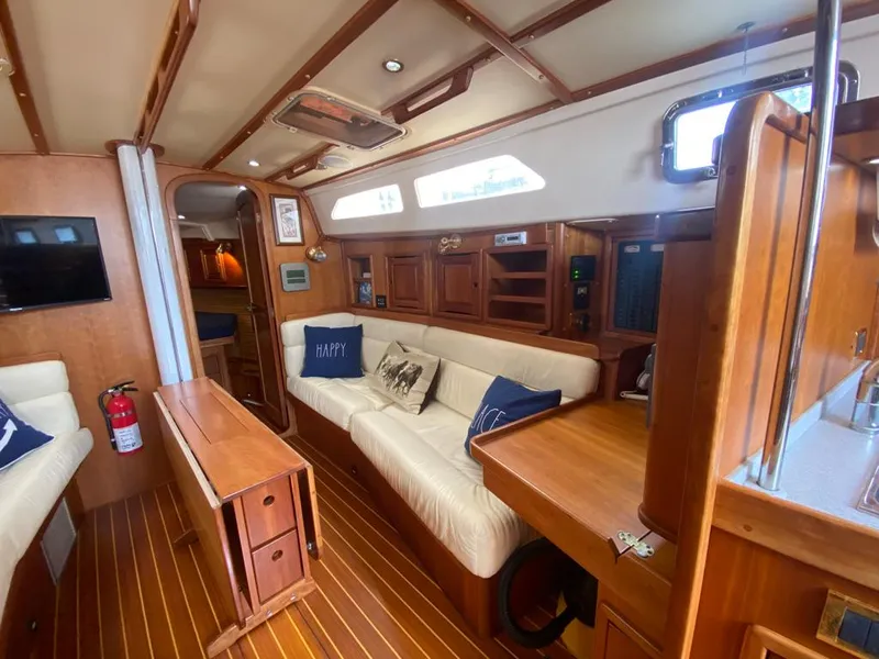 2002 Saga 43