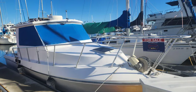 2004 Canaveral 28 Hardtop Dive