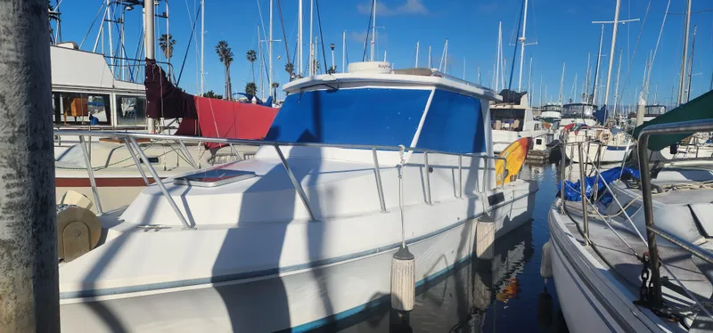 2004 Canaveral 28 Hardtop Dive
