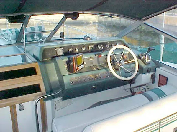 1990 Sea Ray 270/290 Sundancer