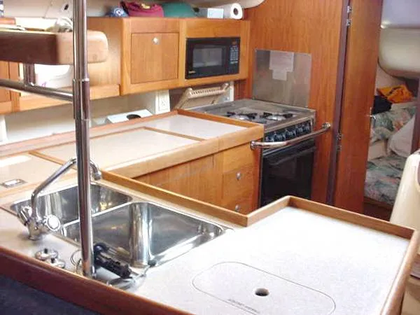 1997 Hunter 376
