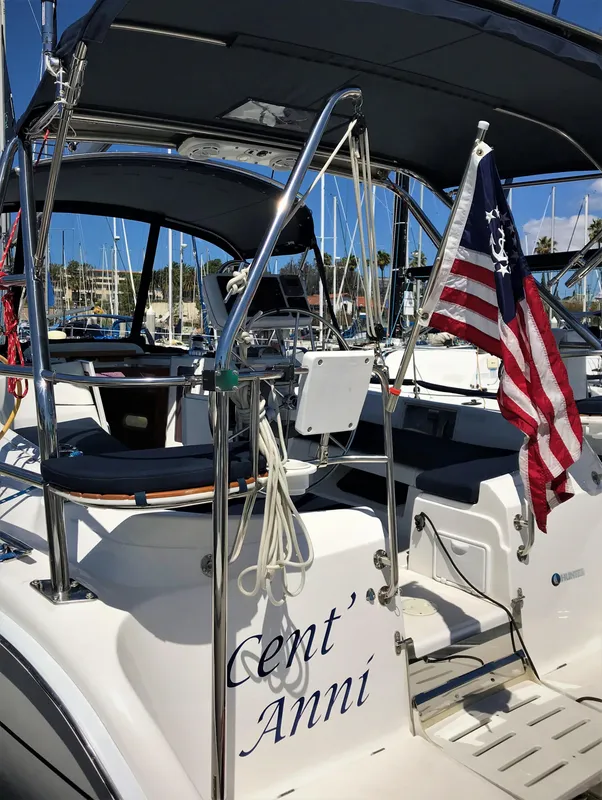 2004 Hunter 36