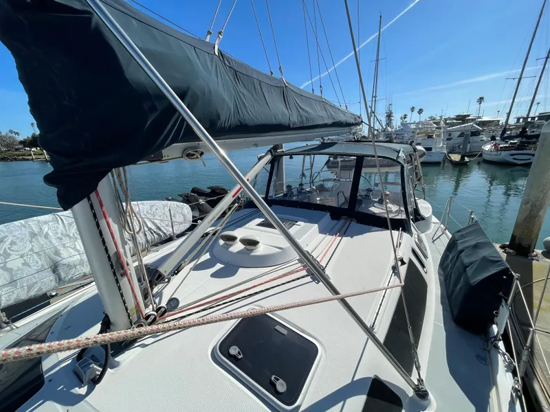 2003 Hunter 410