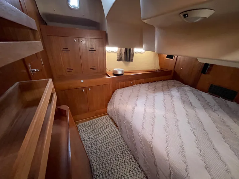 2003 Hunter 410