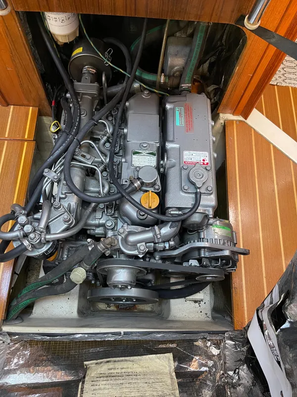 2003 Hunter 410