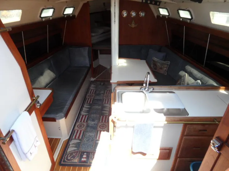 1987 Catalina 34